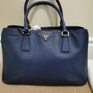 Prada tote small